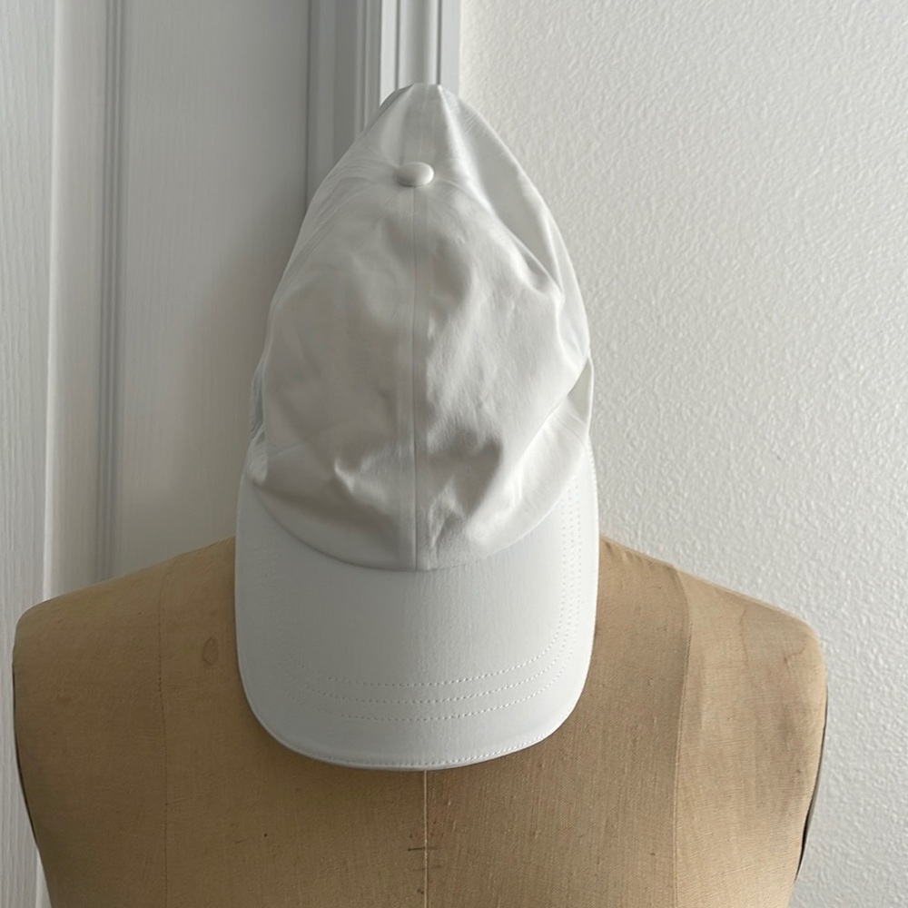 Lululemon baseball hat